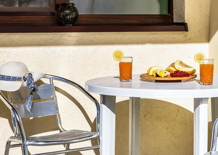 Latarnika Piamola, Blisko Latarni Morskiej Lägenhet