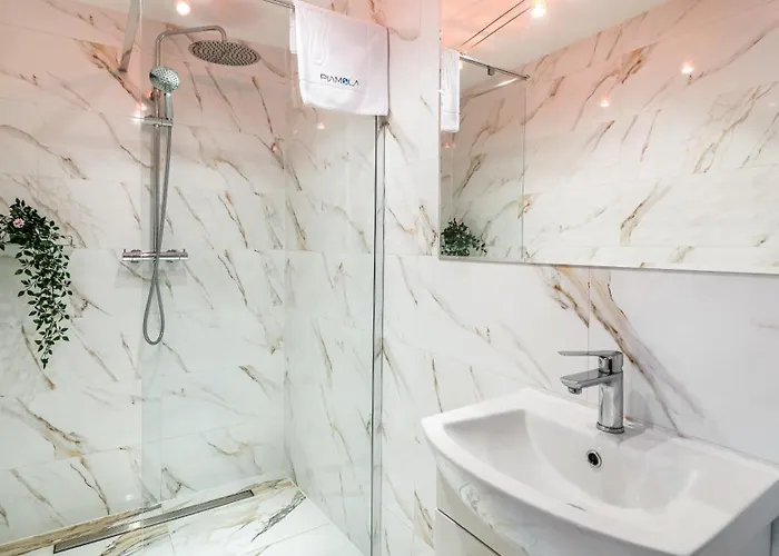 Latarnika Piamola, Blisko Latarni Morskiej Lägenhet